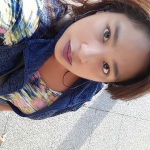 Meet your Posher, Alma